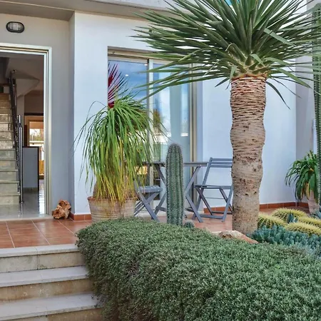 Three-bedroom Holiday In Can Picafort Ferienhaus *