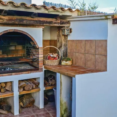 Three-bedroom Holiday In Can Picafort